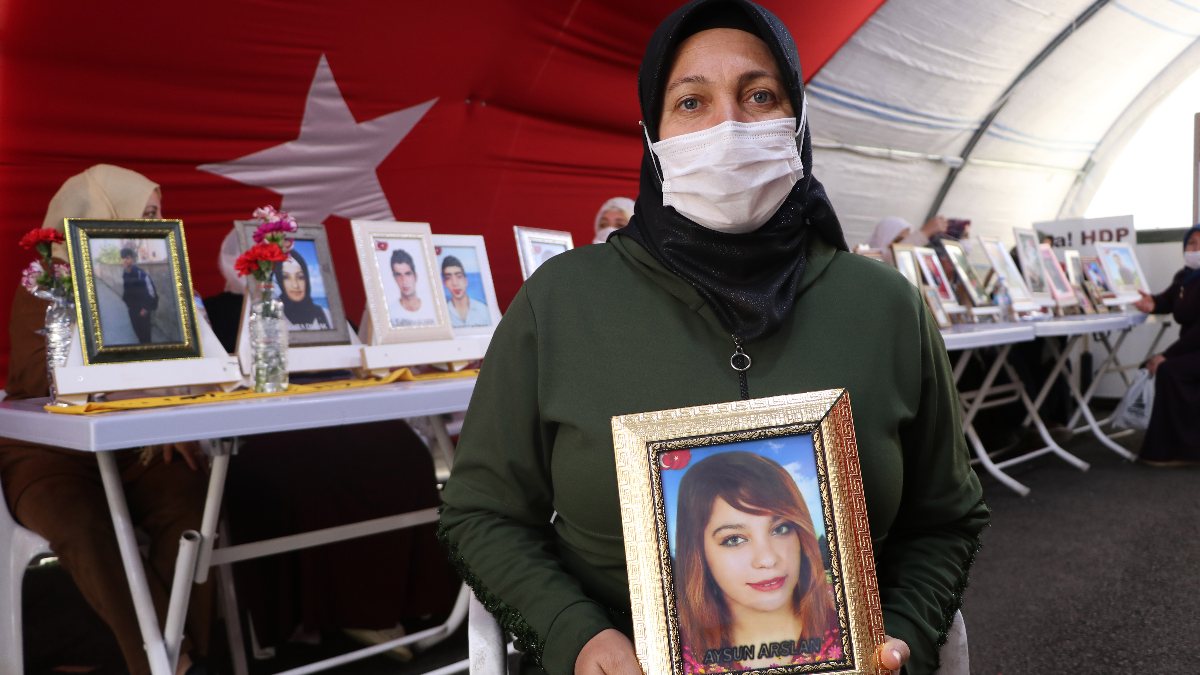 Diyarbakır annesi Aydan Aslan: Kızımın hayallerini çaldılar