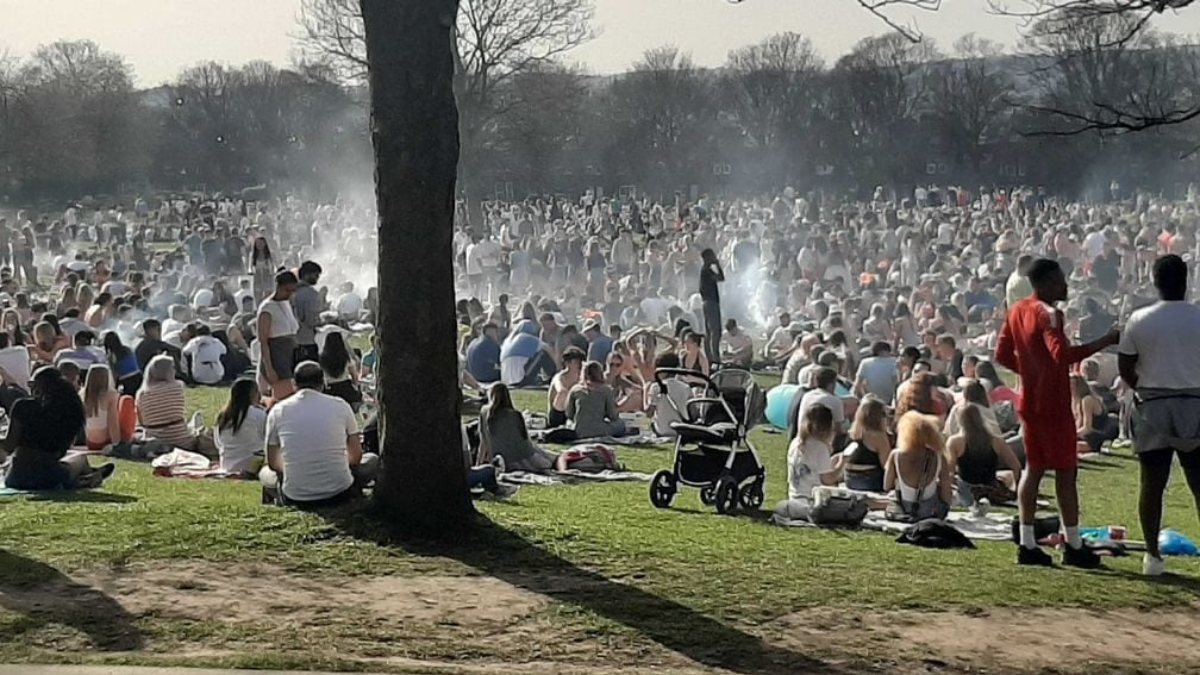 UK parks and beaches are full