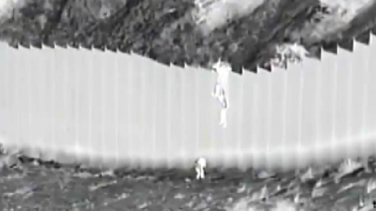 They threw two children over the wall at the US-Mexico border