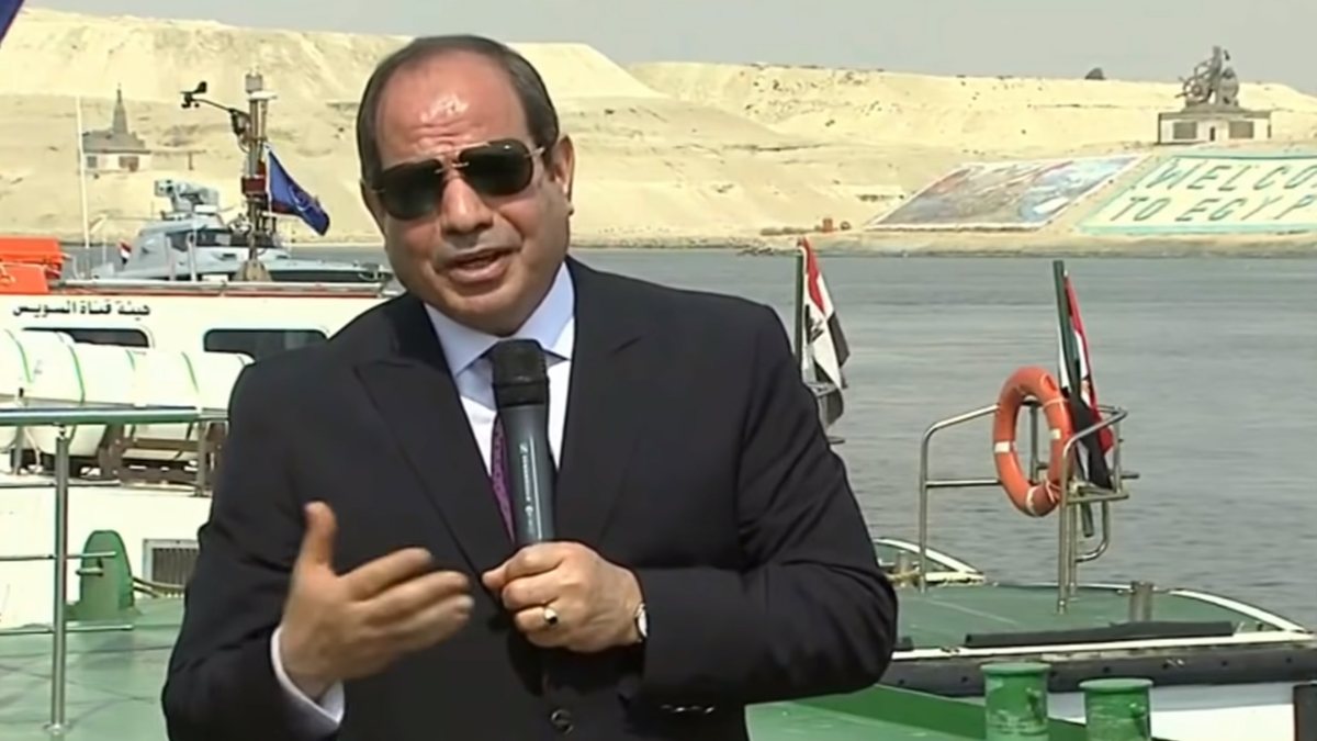 Sisi’s speech was interrupted by the siren sounding ship