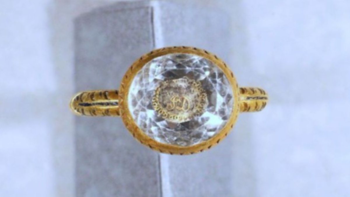 Mourning ring found in England declared historical monument