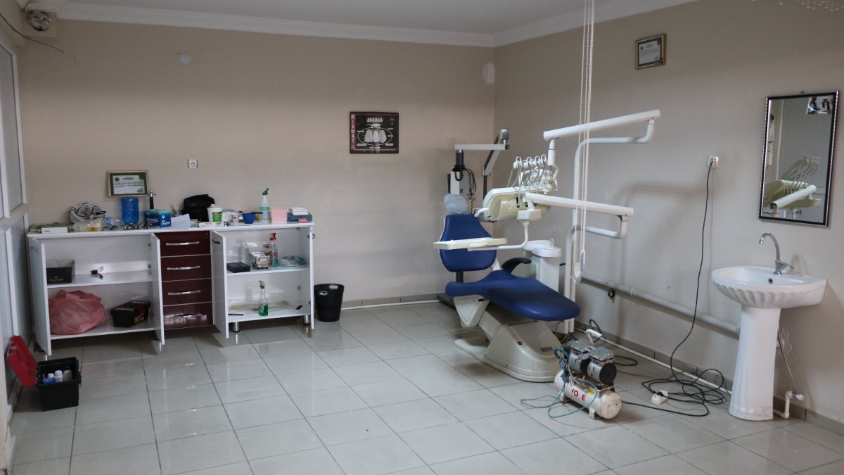 Elazığ'da sahte diş hekimi kaçak kliniğinde yakalandı