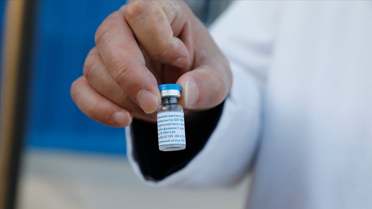 Kazakhstan starts using domestic coronavirus vaccine QazVak