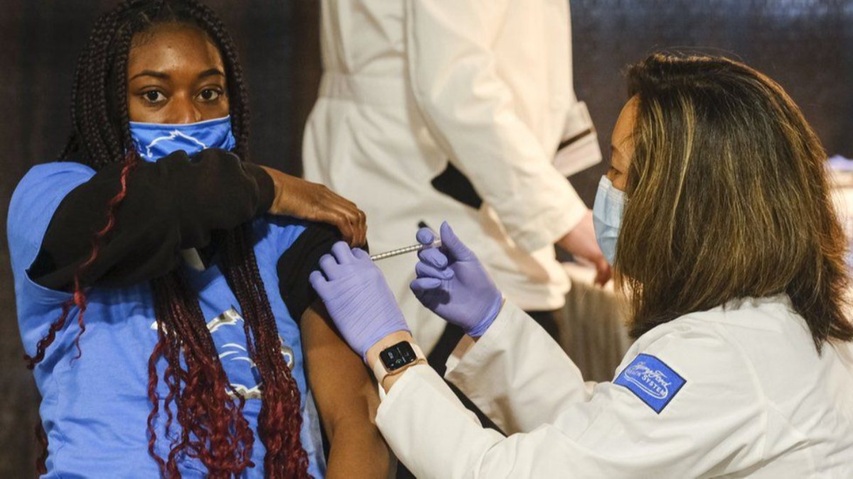 A $100 bond will be given to young people who will get the coronavirus vaccine in the USA