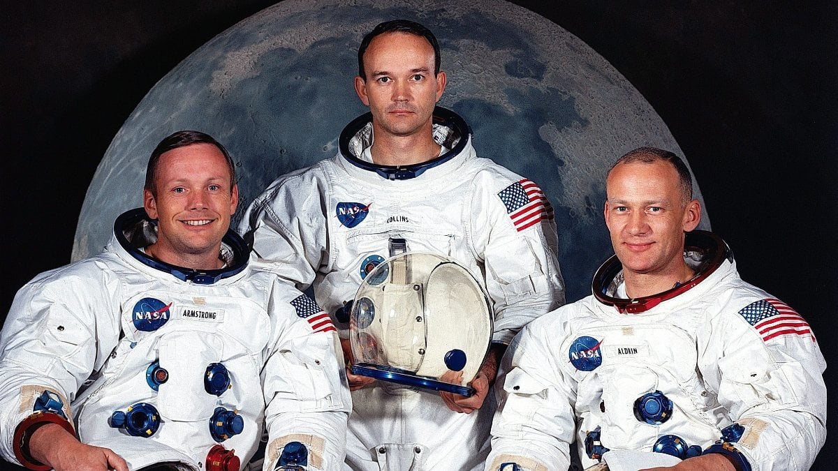 Apollo 11 astronaut Michael Collins dies