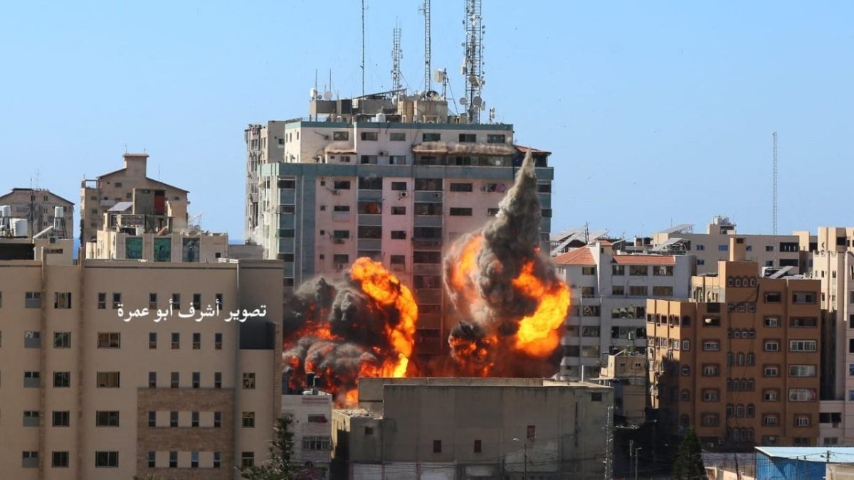 Israel hits media building in Gaza