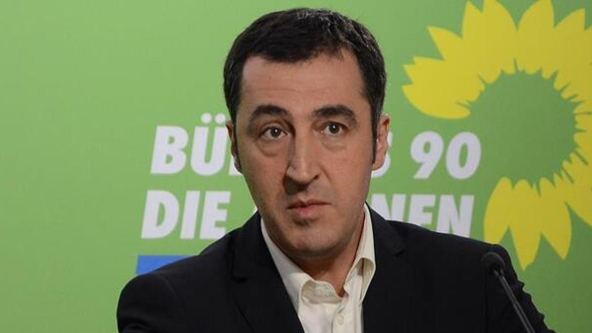 German politician accused Greens deputy Cem Özdemir of provoking the public