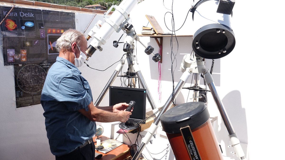 Çanakkale’de televizyon tamircisi, mini gözlemevi kurdu