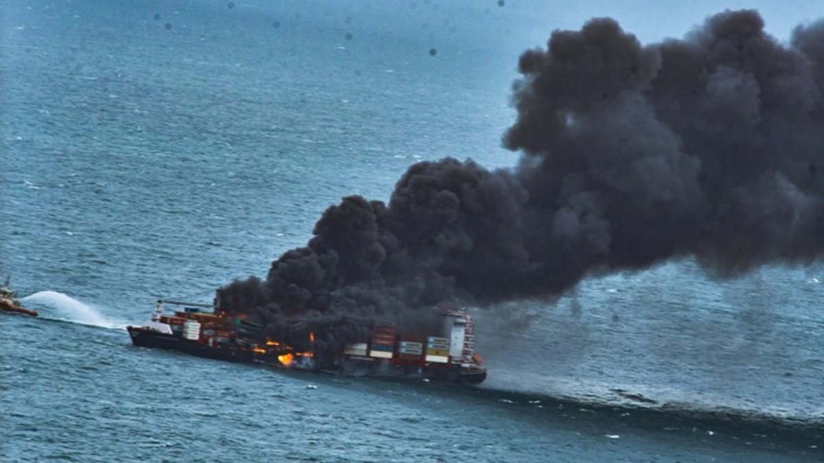 Container ship on fire for days in Sri Lanka