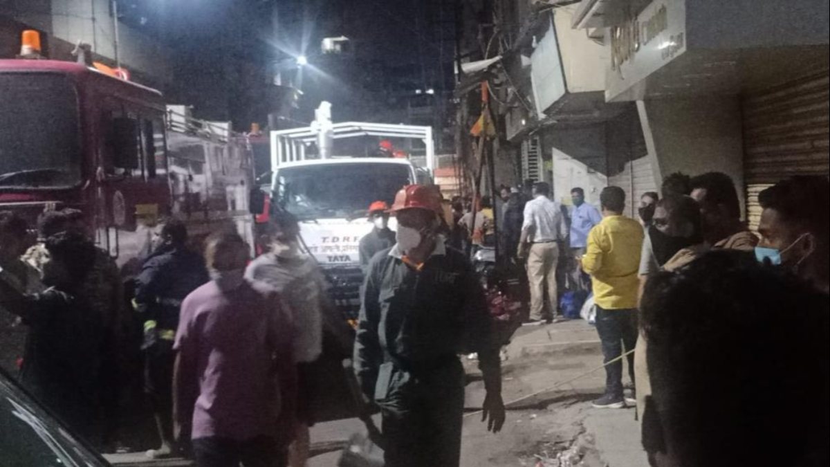 Building collapses in India: At least 7 dead
