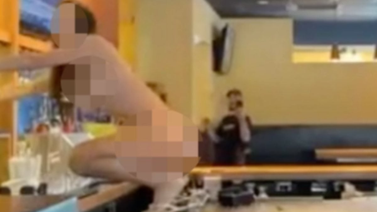 A woman in the USA messed up the place she entered naked