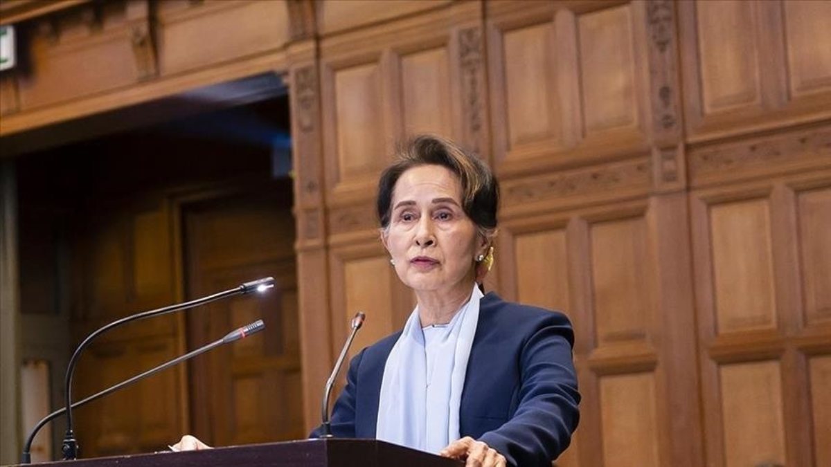 Corruption lawsuit filed against ousted leader Suu Kyi in Myanmar