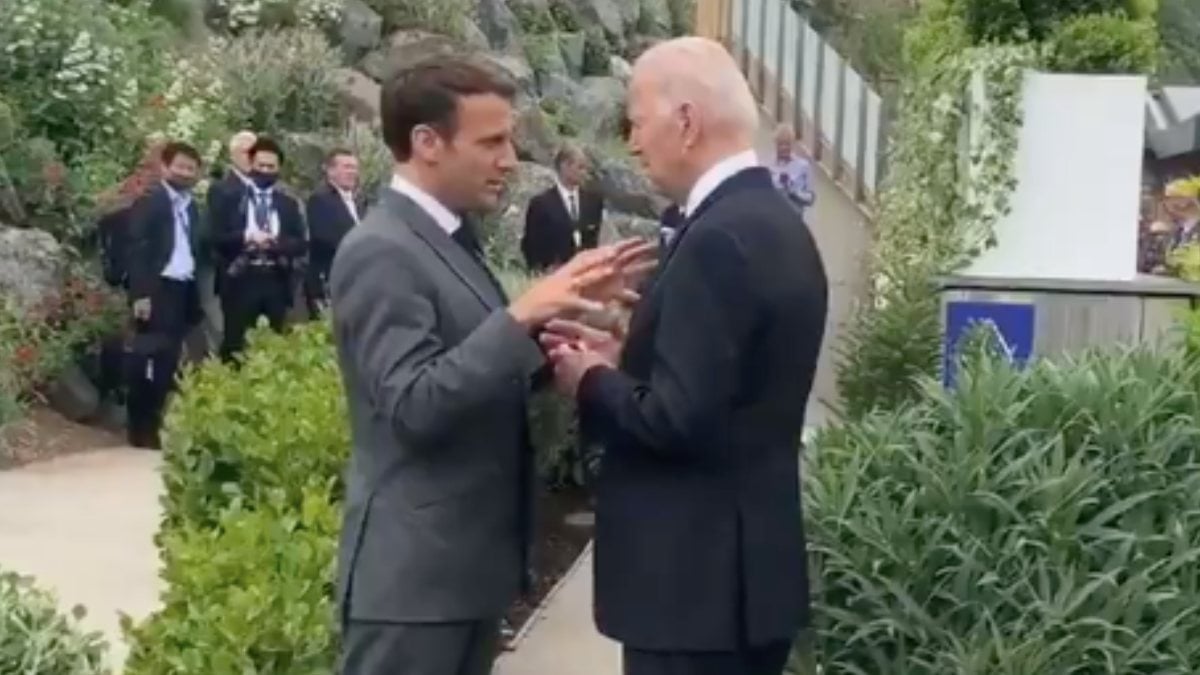 Joe Biden and Emmanuel Macron intimacy at the G7 Summit