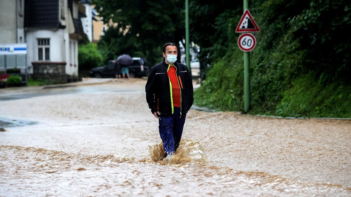 Almanya’da şiddetli yağış ve fırtına 
