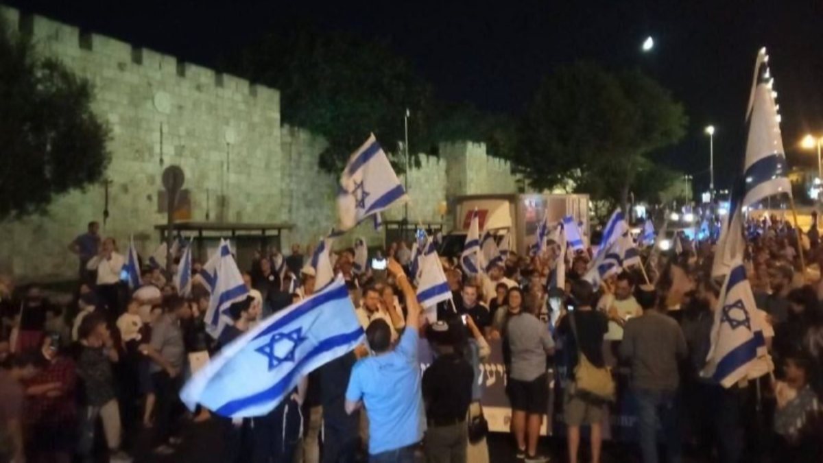 Doğu Kudüs’te fanatik Yahudiler yürüyüş düzenledi 