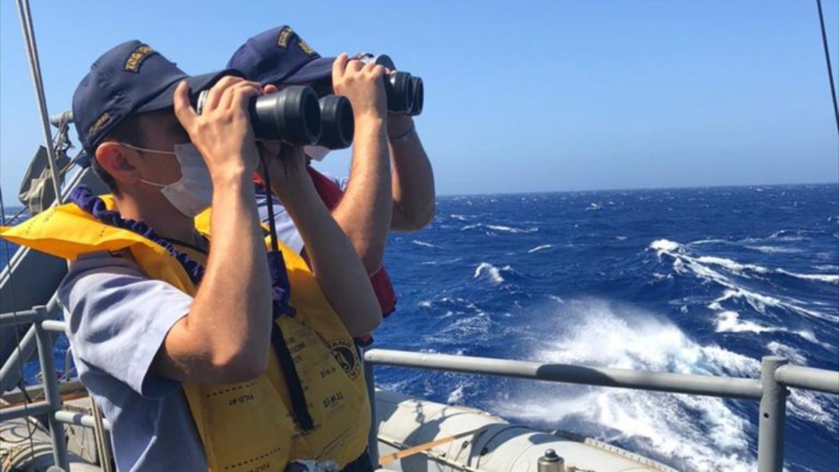 MSB: Doğu Akdeniz'de tekne battı