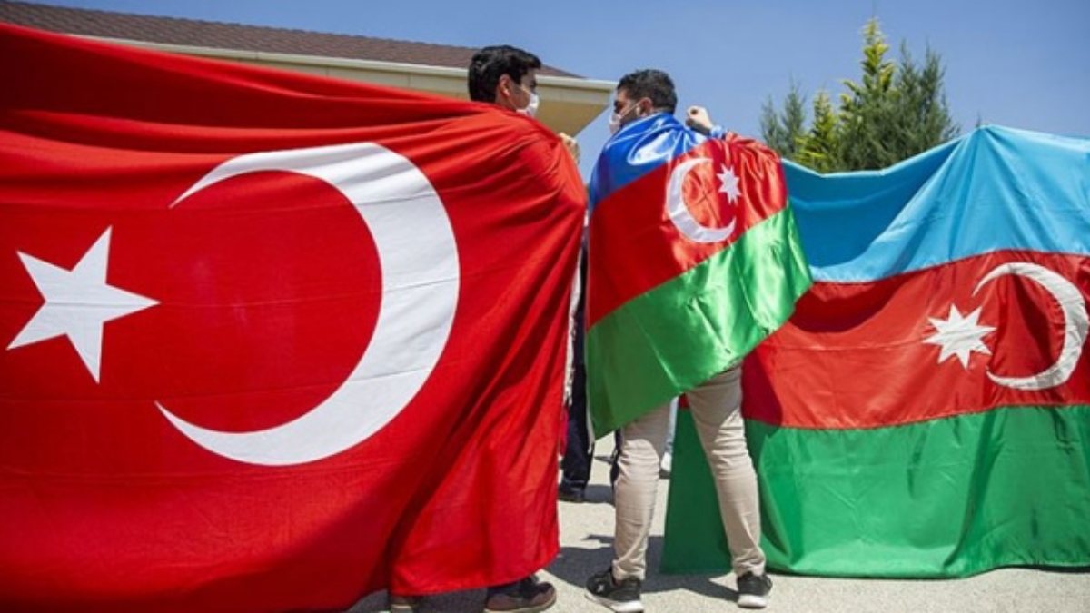 Azerbaycan’dan Türkiye’ye ikinci yardım ekibi gönderiliyor