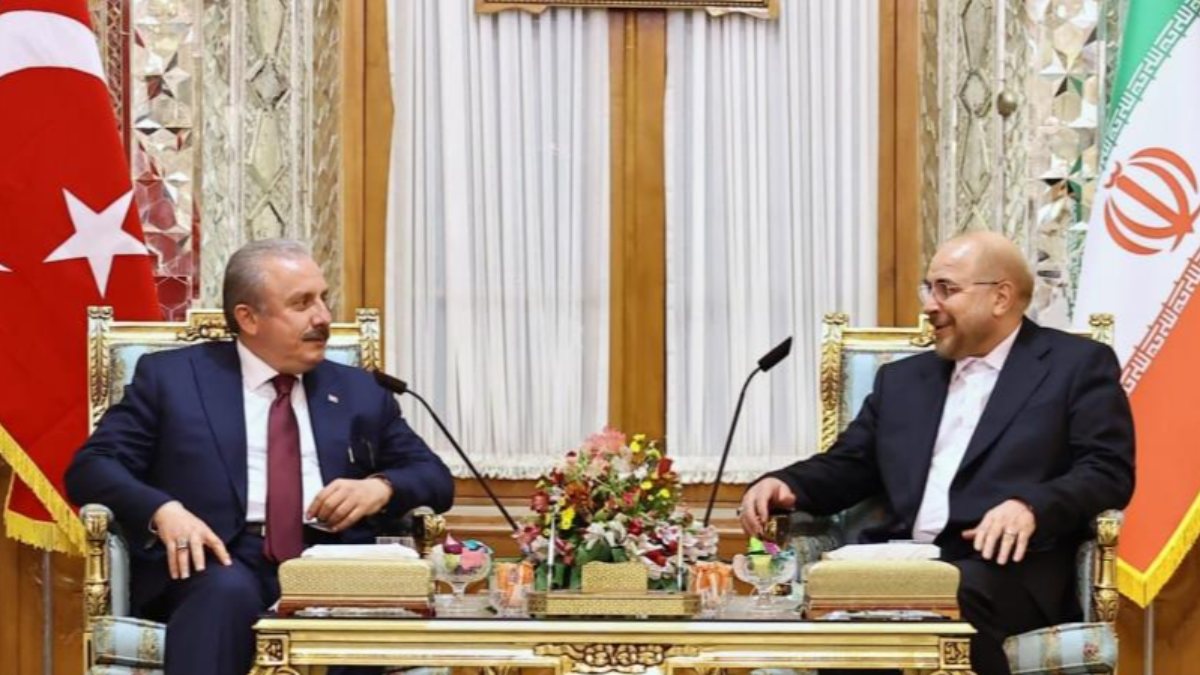 Mustafa Şentop, İran Meclis Başkanı Kalibaf ile görüştü