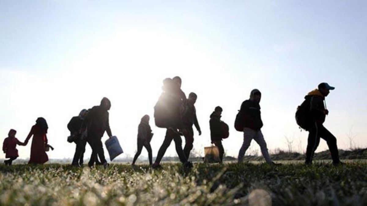 Balkanlar'dan AB'ye giren göçmen sayısı 2 kat arttı
