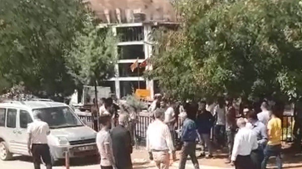 Şırnak'ta bahçe duvarına yerleştirilen patlayıcı, yıkımda infilak etti
