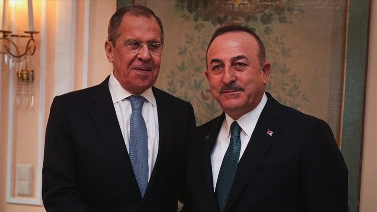 Mevlüt Çavuşoğlu, Rus mevkidaşı Sergey Lavrov ile görüştü