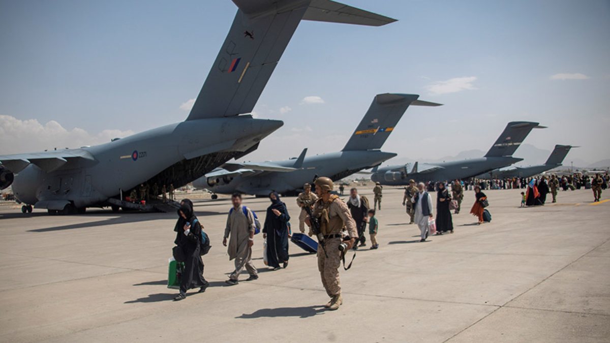 Almanya: Kabil'deki havalimanı için Türkiye ve ABD ile görüşüyoruz