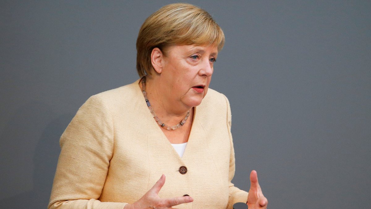 Angela Merkel, seçimlerde Armin Laschet'e destek istedi