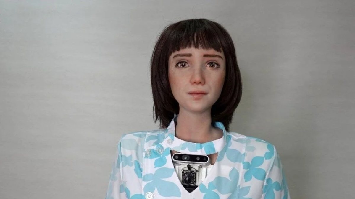 abd li promobot yeni insansi robotu icin 200 bin dolara yuz ariyor