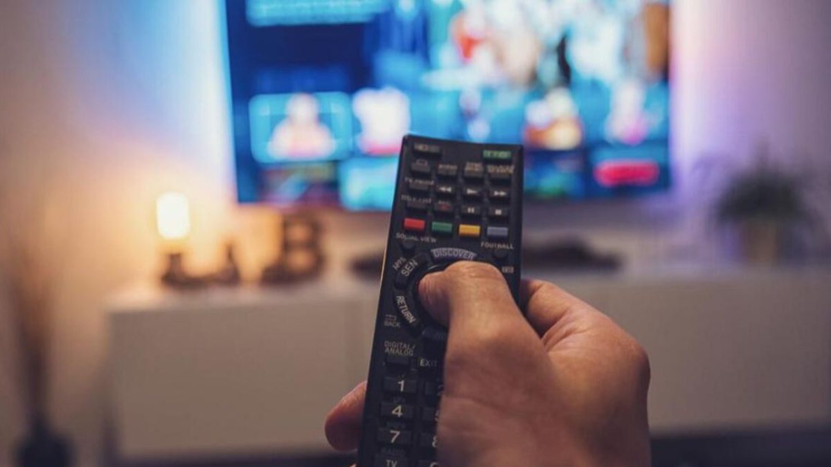 2 Aralık 2021 Perşembe TV yayın akışı: Bugün televizyonda neler var?
