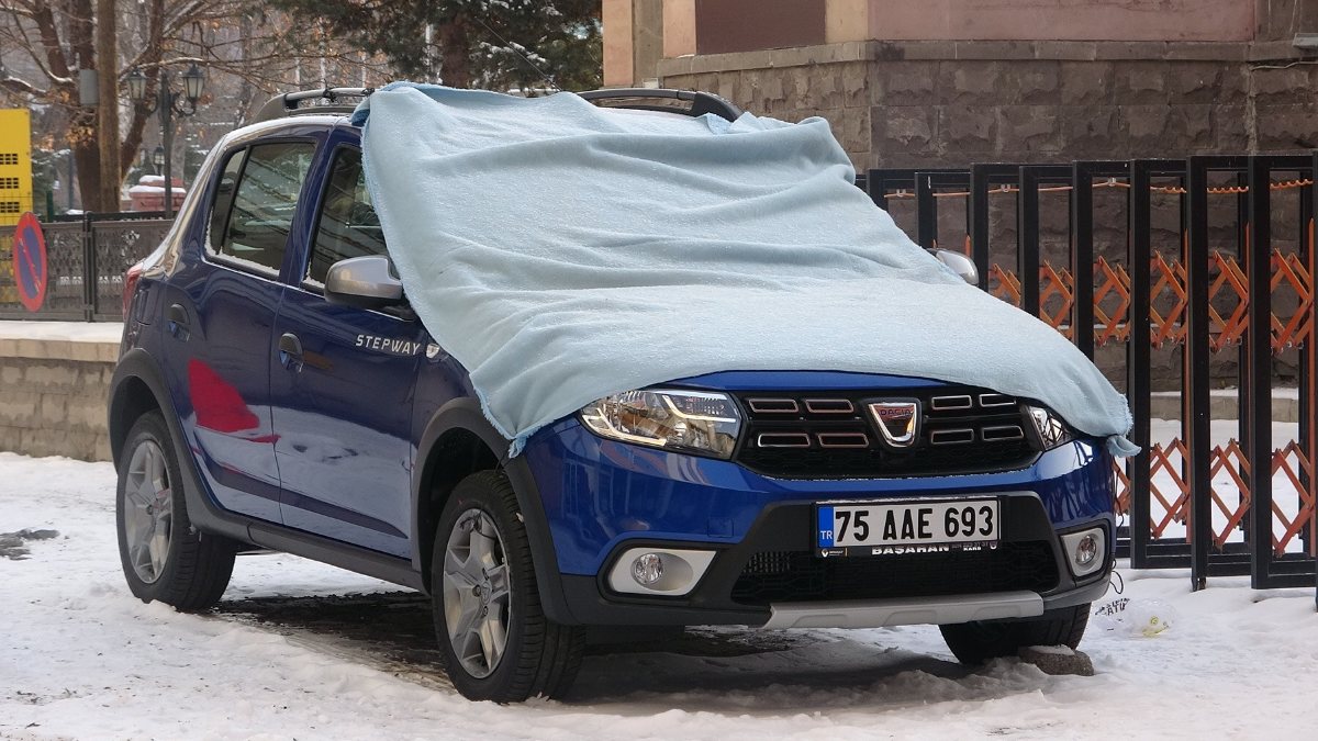 Ardahan'da otomobillere battaniye önlemi
