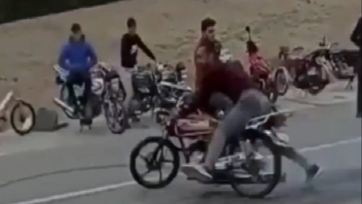Mersin'deki motosiklet yarışmasında kaza yaşandı