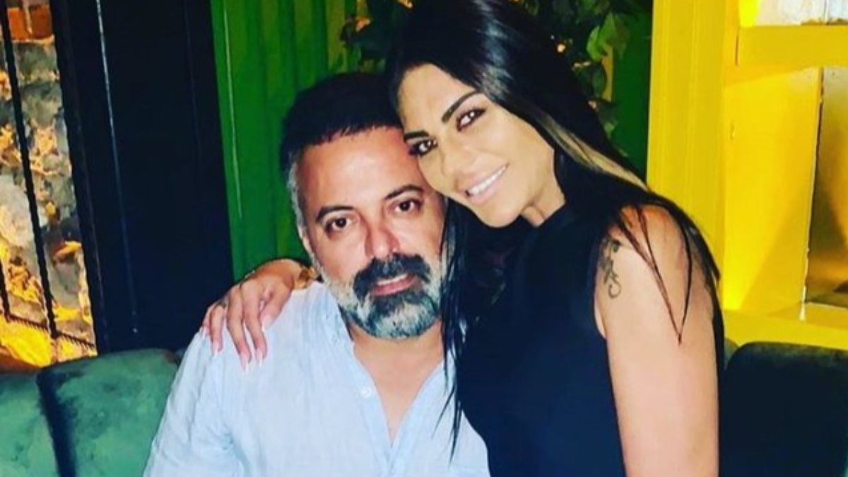 Ozan Baran Esi Sureyya Yalcin In Dovmesini Yaptirdi Ozan Baran Esi Sureyya Yalcin In Dovmesini Yaptirdi