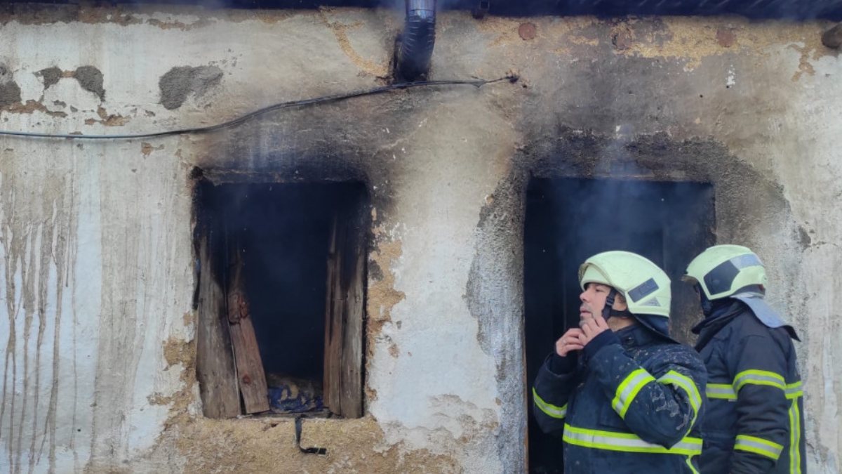 Kilis'te elektrikli ısıtıcı yangını, yaşlı kadını hayattan kopardı