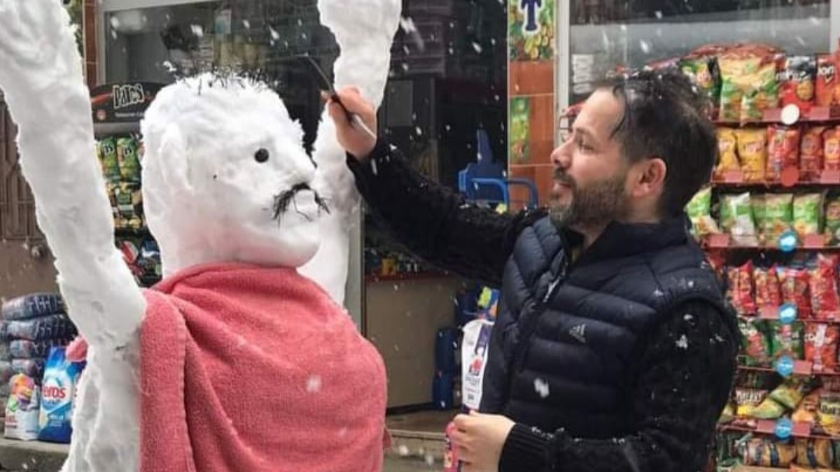 Ordu'da kardan adam sokak ortasında tıraş edildi