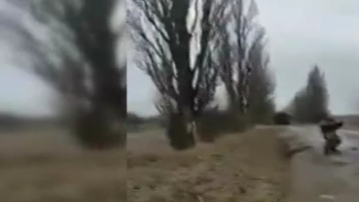 Ukrainians trapped and destroyed Russian armored military vehicle