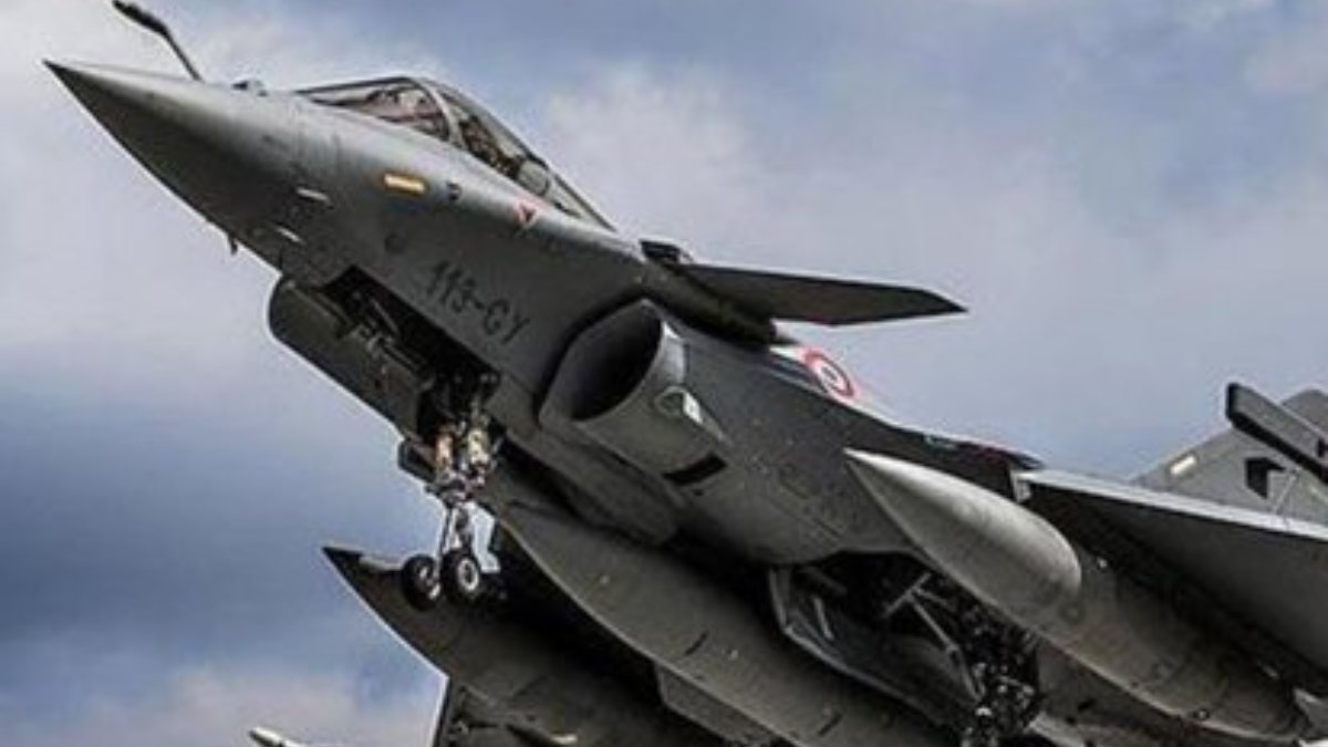 French warplanes flew over Poland “under the deterrence of NATO”
