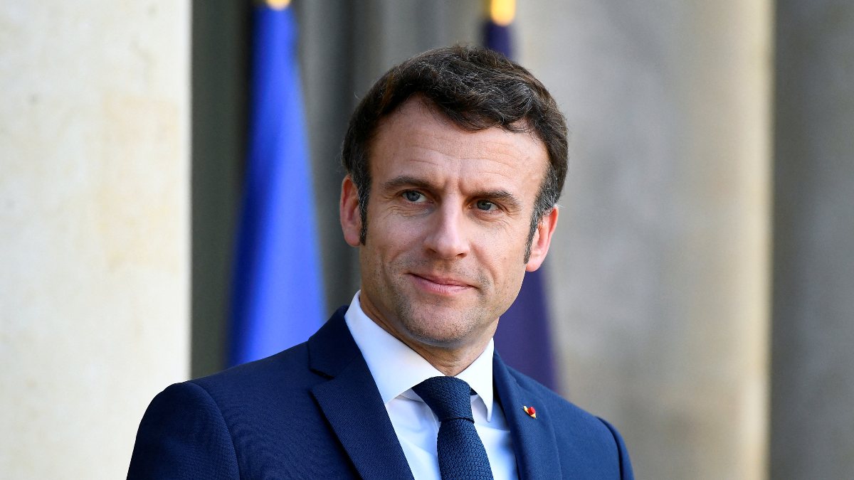 Emmanuel Macron accuses Moscow of cynicism