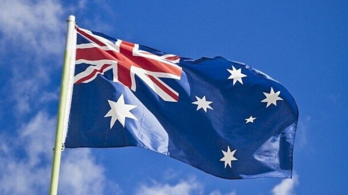 Australia to build nuclear submarine base