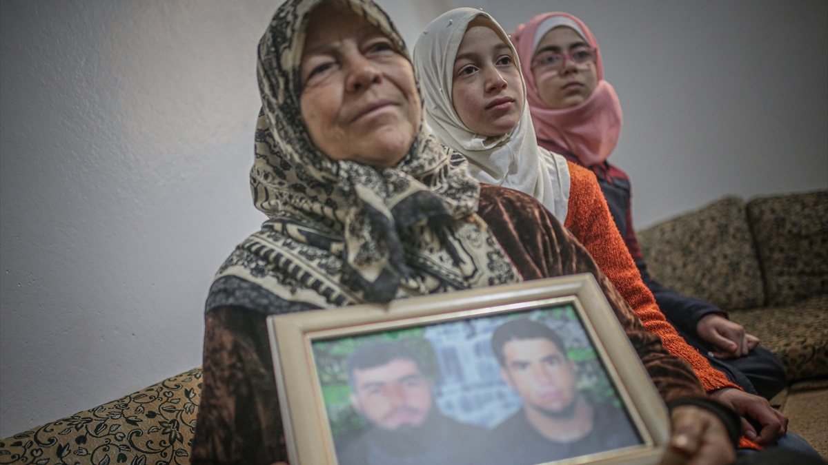 The pain of mothers who lost their lives in the Syrian attacks does not stop