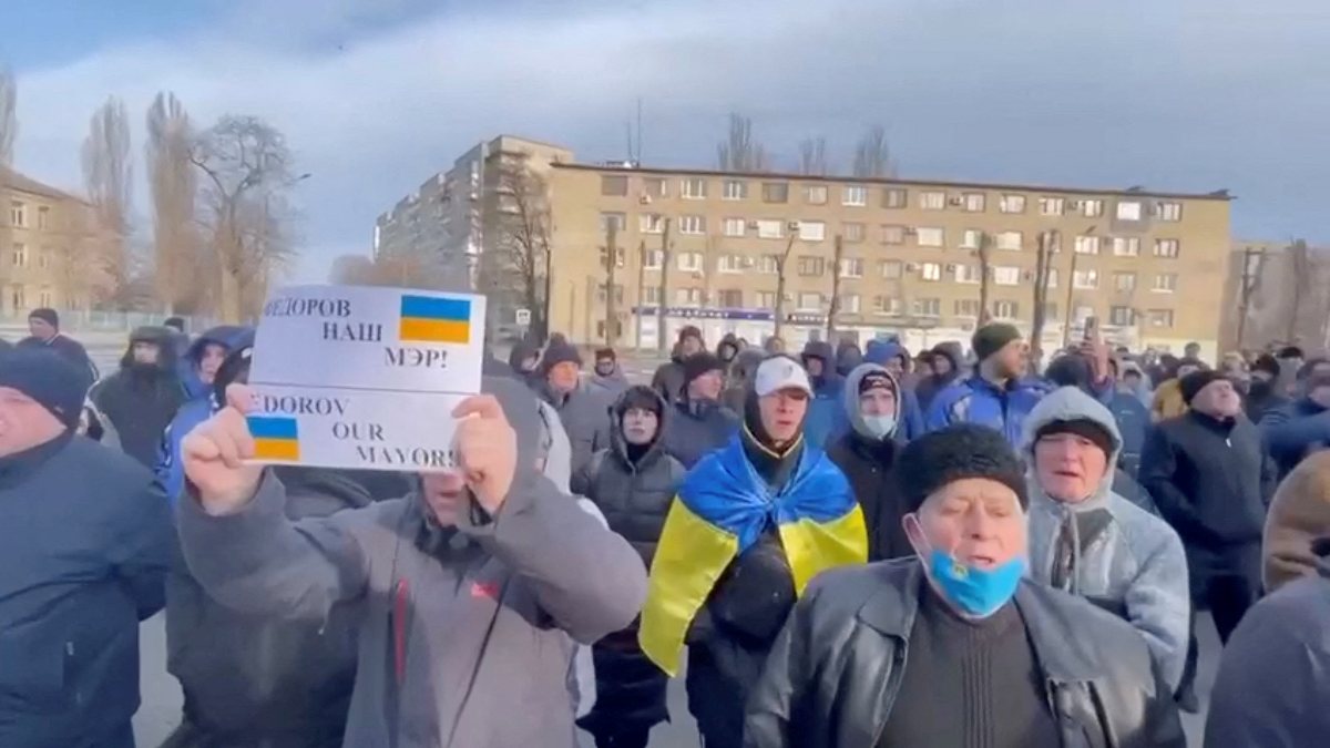 Demonstration held for mayor kidnapped in Ukraine
