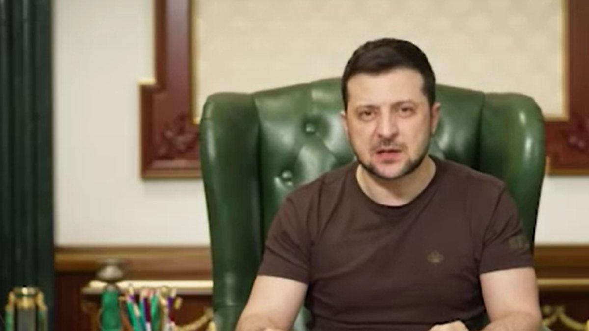 Zelensky: If you do not close our skies, Russian missiles will fall on NATO territory