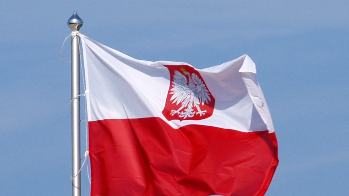 Poland blocks 2 million euros from Russia
