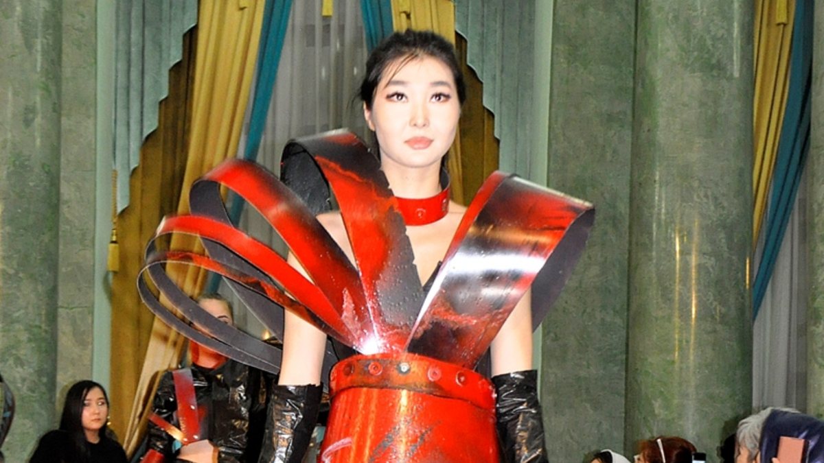 Fashion show of clothes made from waste materials was introduced in Kyrgyzstan