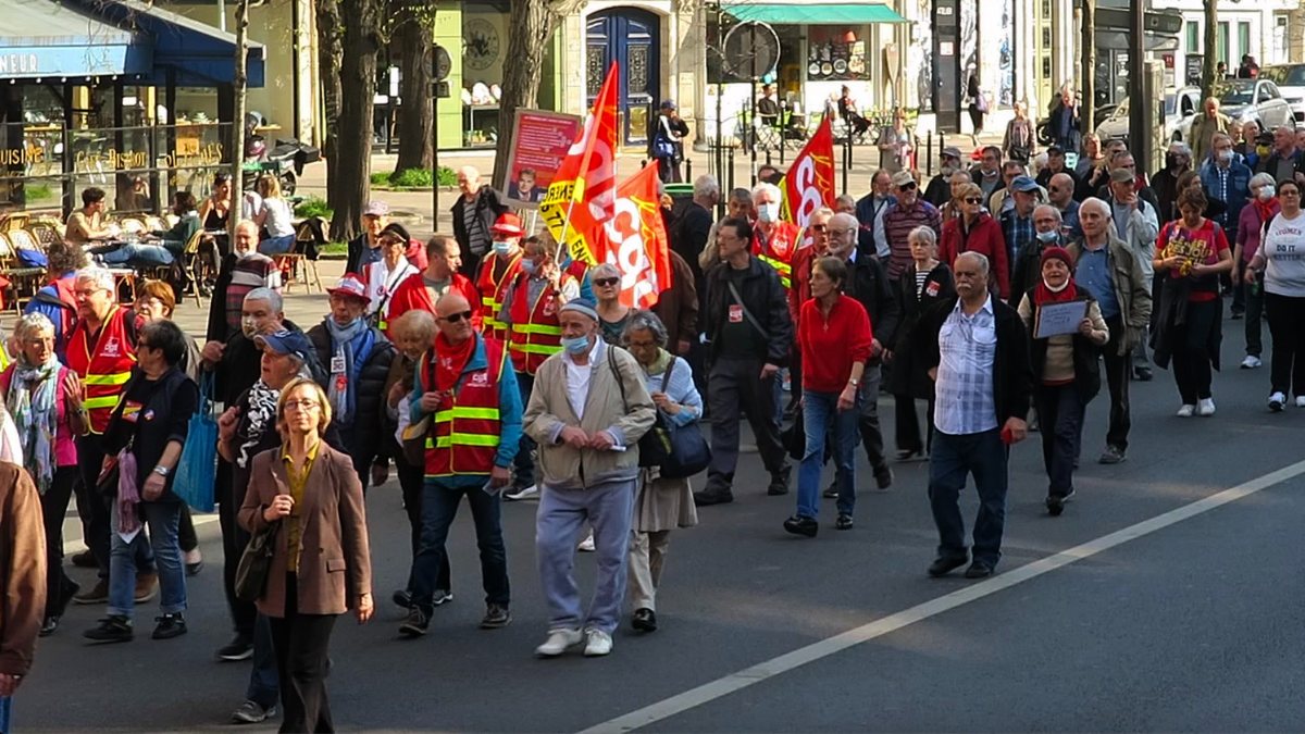 Retirees seeking a raise in France took to the streets