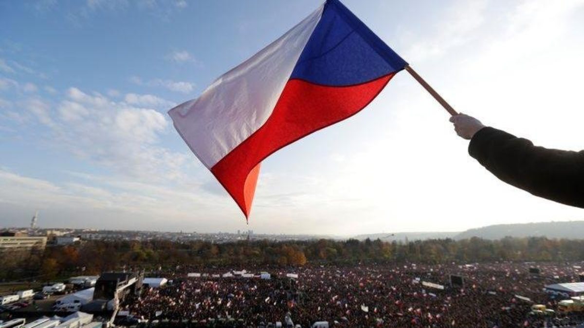 Czech Republic to provide 5.5 million euros of military aid to Ukraine