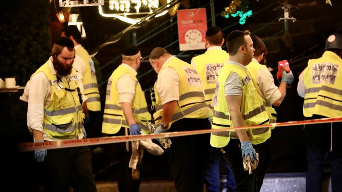 Armed attack in Israel: 2 dead 4 injured