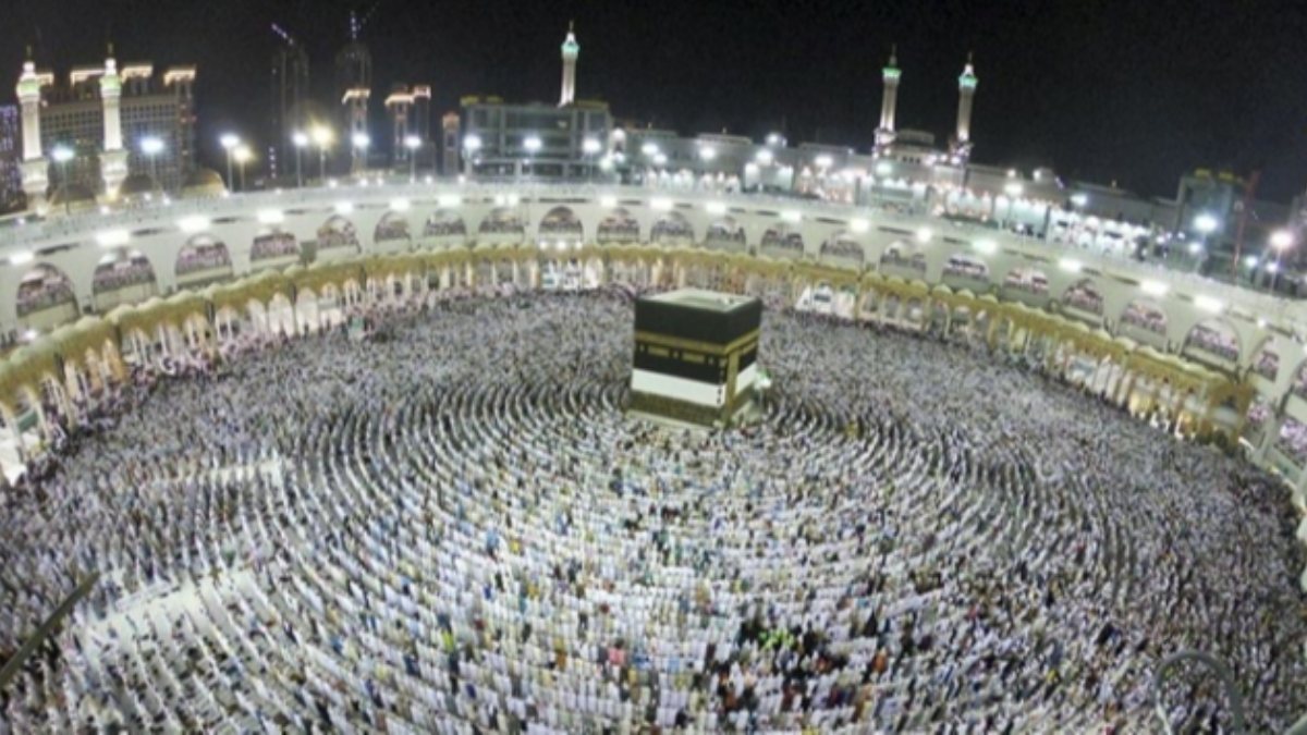 Saudi Arabia raises Hajj quota to one million