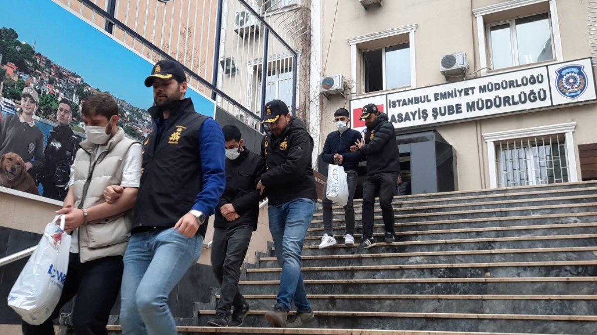 İstanbul'da milyonluk dolandırıcılık yapan çete yakalandı
