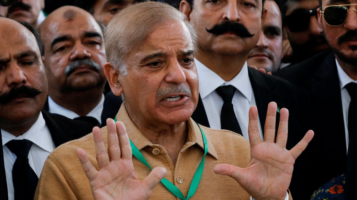 Shahbaz Sharif calls for peaceful relations with India