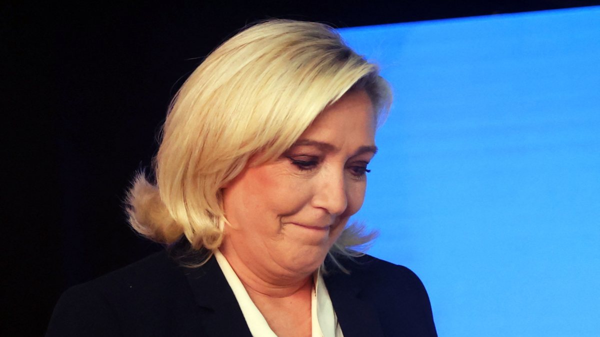 Marine Le Pen: I will continue the fight